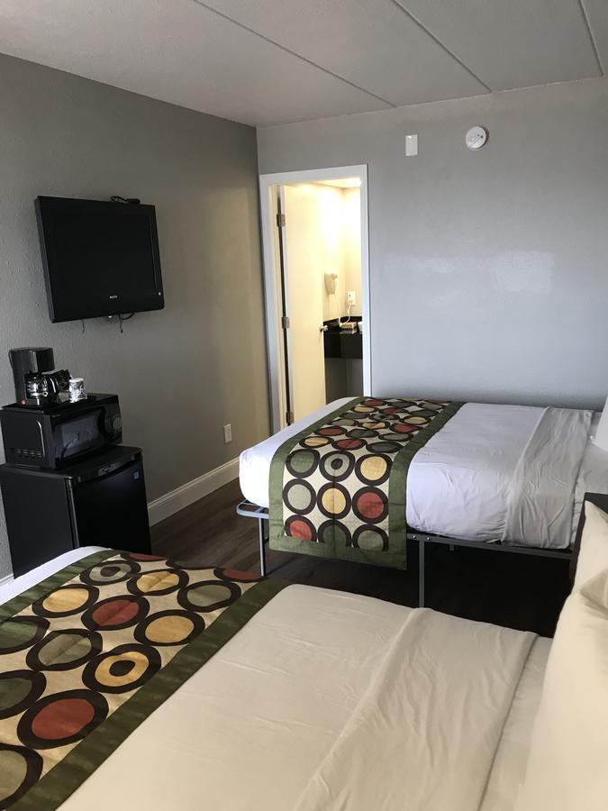 Ocean'S 24 Motel Virginia Beach Exterior photo